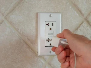 How to upgrade to GFCI outlets